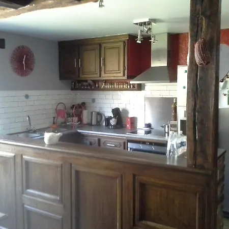 Chez Yoyo Bed & Breakfast *